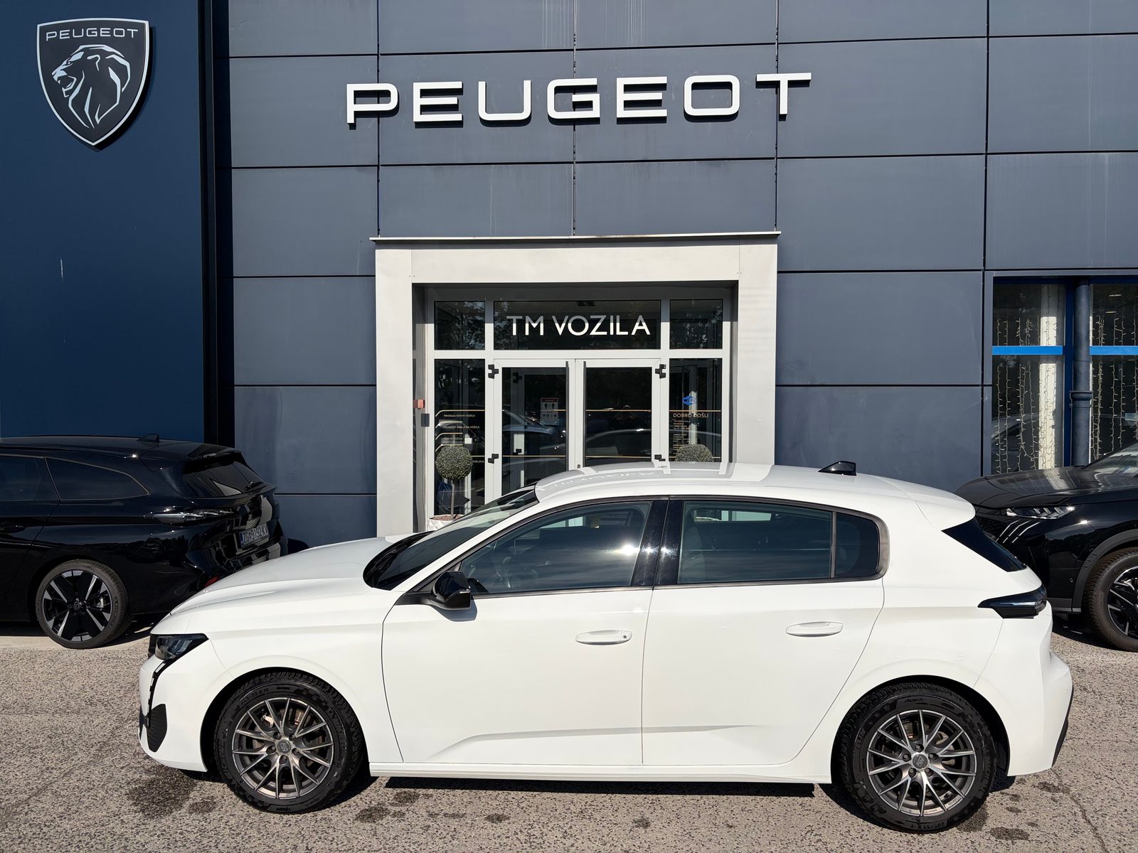 2022 Peugeot 308 — fotografija 3