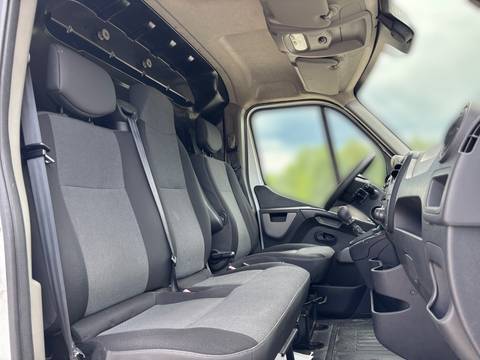 2016 Renault Master — sličica 14