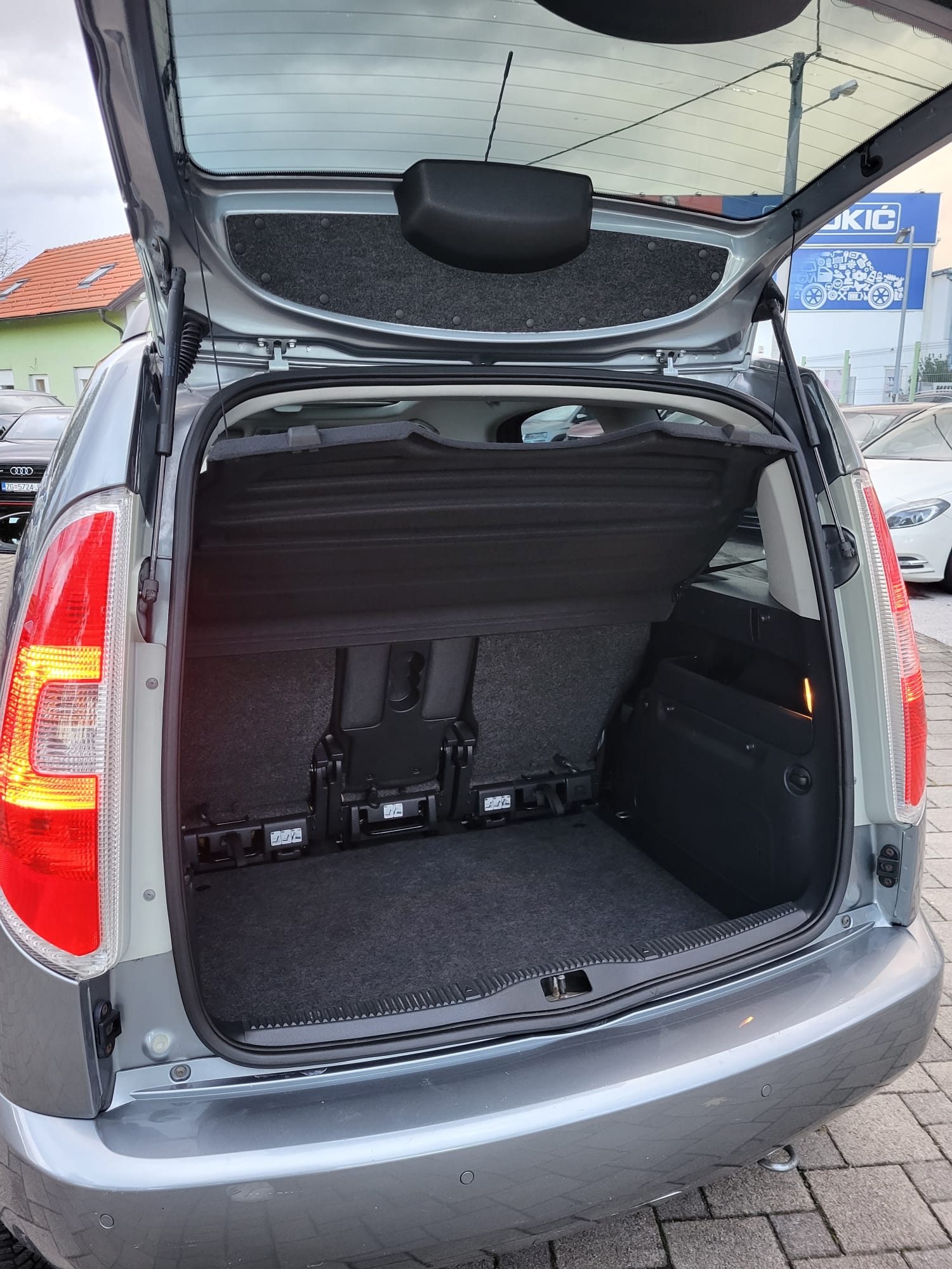 2010 Škoda Roomster — fotografija 14