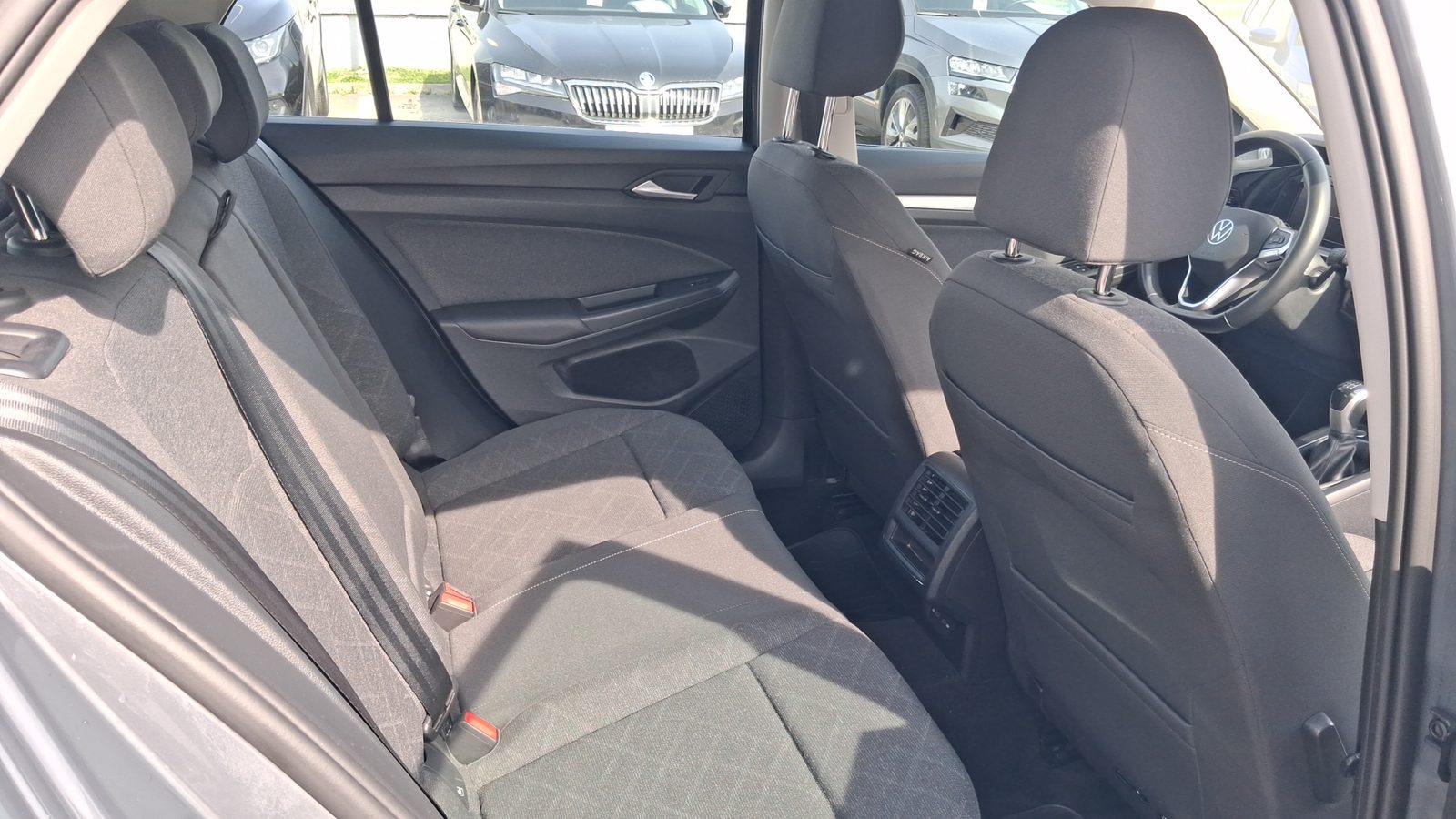 2024 Volkswagen Golf — fotografija 10