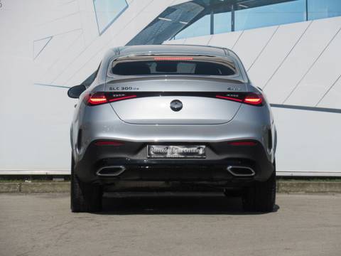 2025 Mercedes-Benz GLC — sličica 7