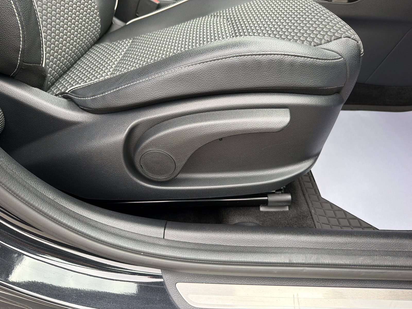 2021 Kia XCeed — fotografija 22