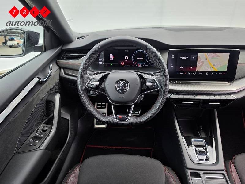 2022 Škoda Octavia — fotografija 9