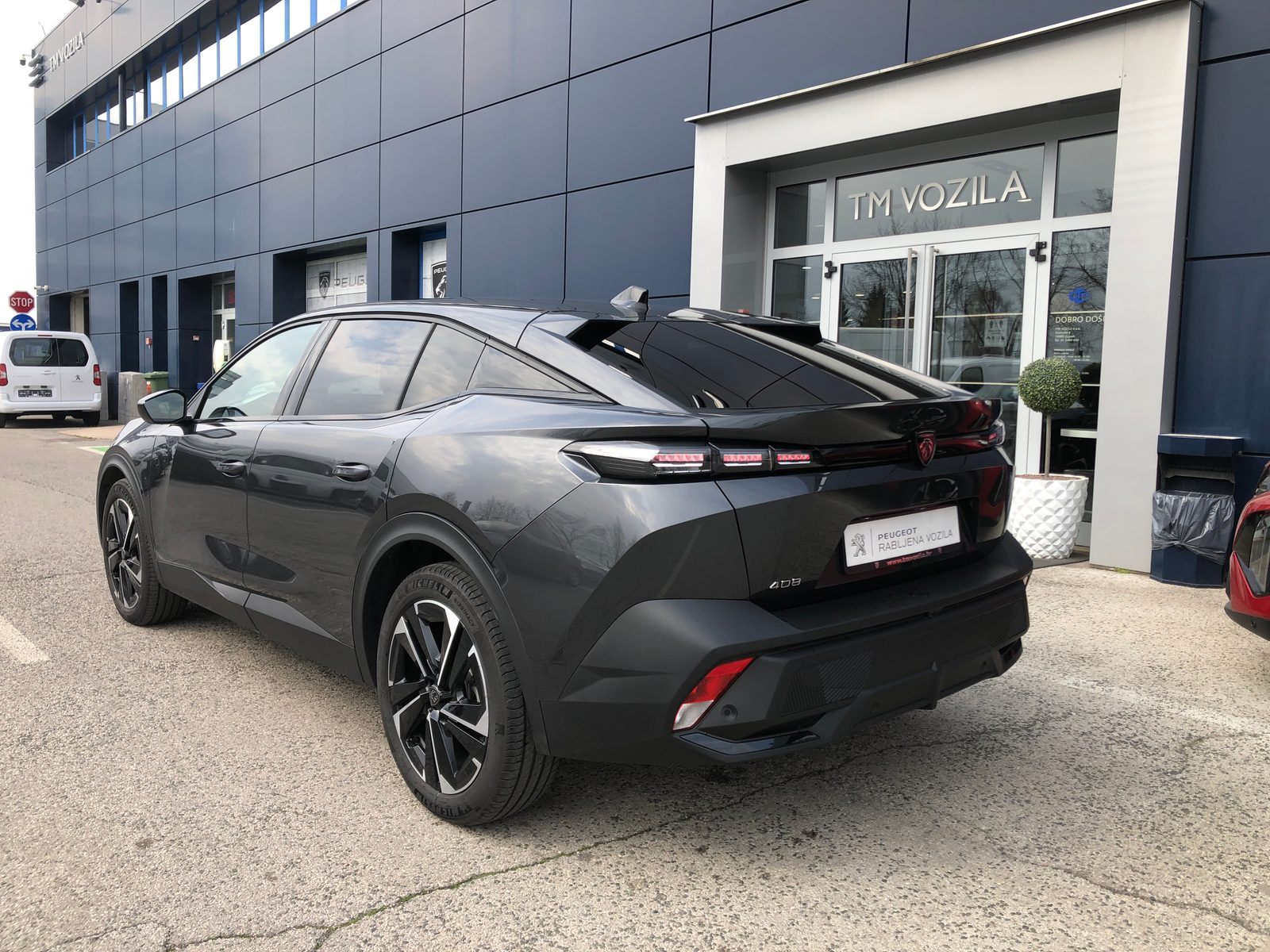 2023 Peugeot 408 — fotografija 4