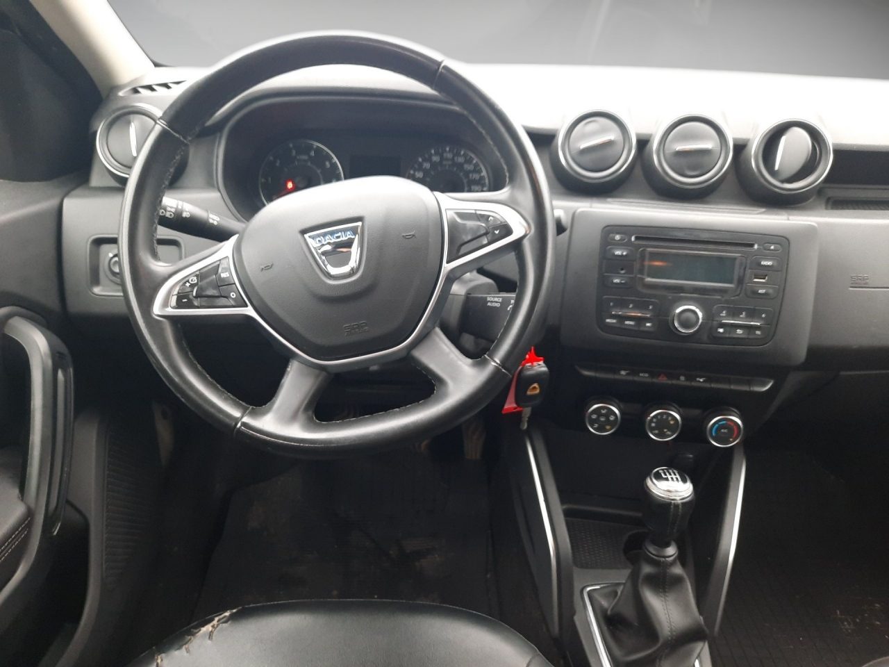 2018 Dacia Duster — fotografija 15