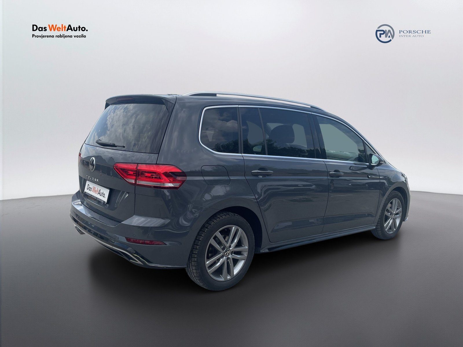 2022 Volkswagen Touran R-Line — fotografija 8