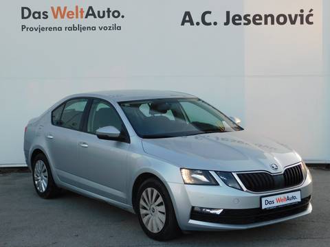2017 Škoda Octavia — sličica 3