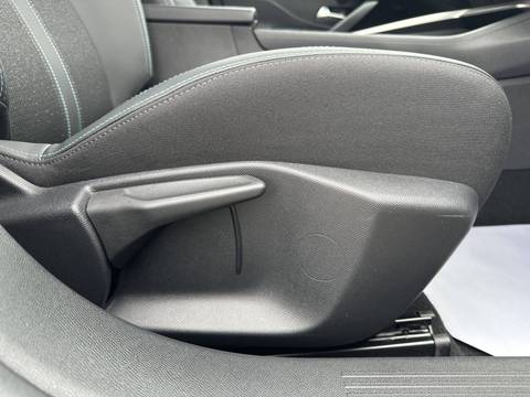 2025 Peugeot 308 — sličica 22