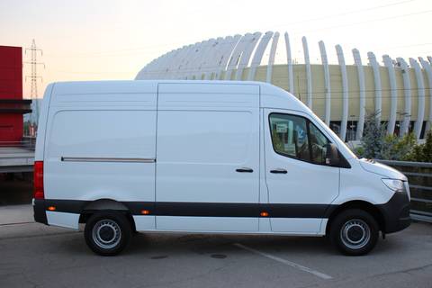 2026 Mercedes-Benz Sprinter — sličica 9