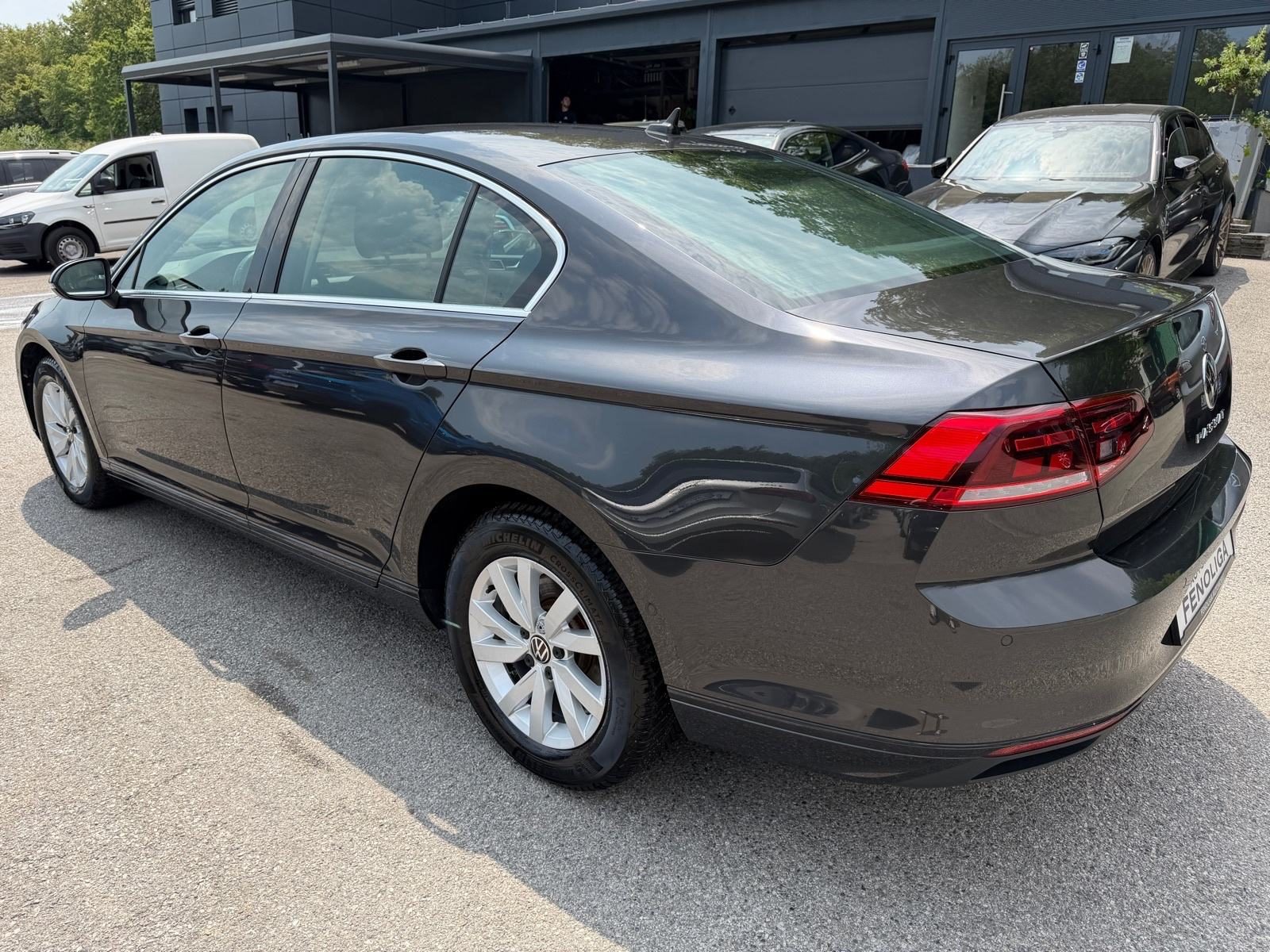 2021 Volkswagen Passat — fotografija 4