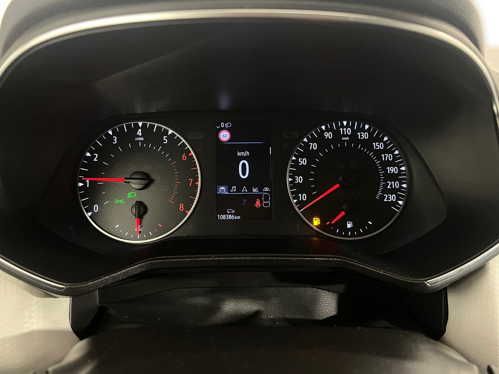 2021 Renault Clio — fotografija 16
