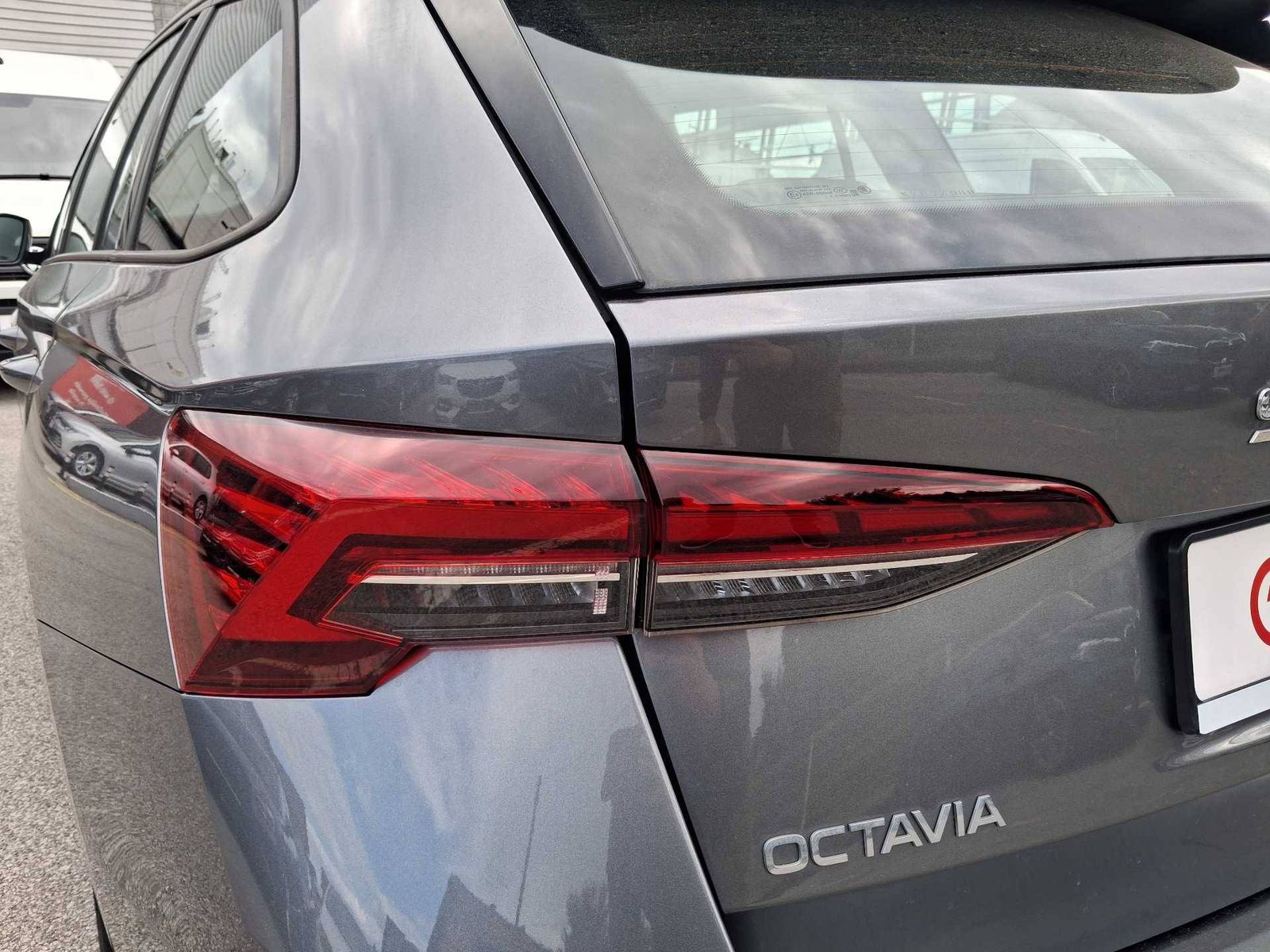 2024 Škoda Octavia Combi — fotografija 18