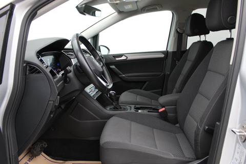 2024 Volkswagen Touran — sličica 8