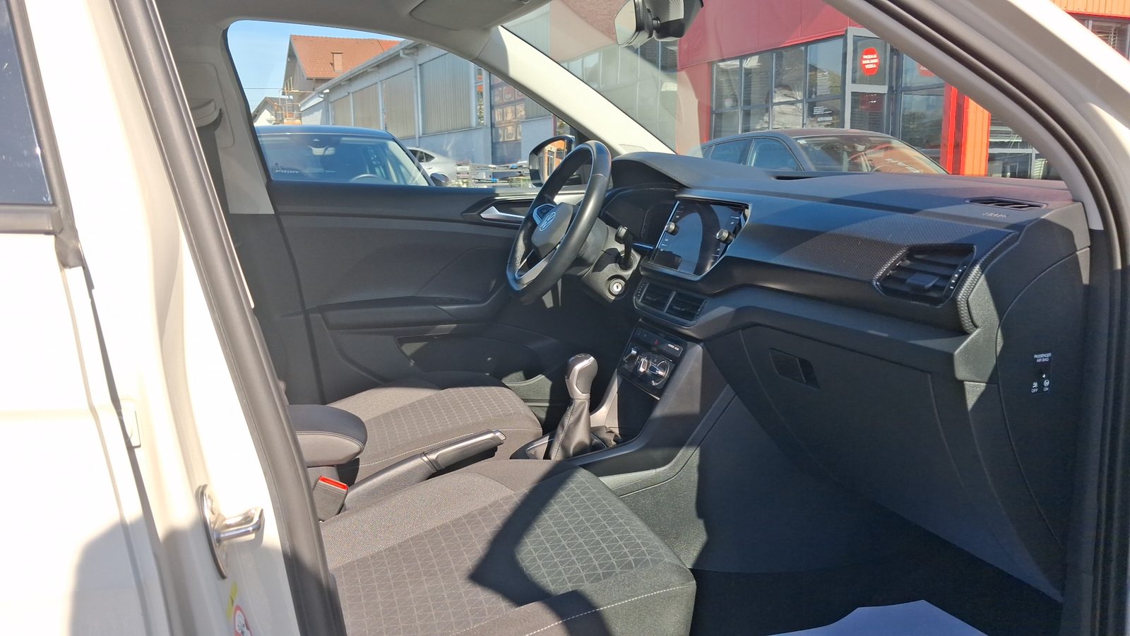 2023 Volkswagen T-Cross — fotografija 9