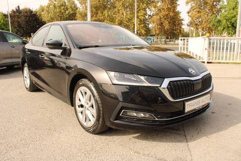 2022 Škoda Octavia — sličica 3