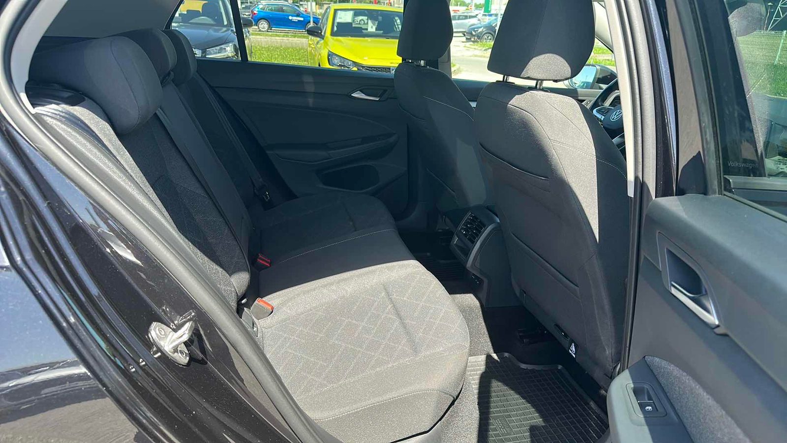 2023 Volkswagen Golf — fotografija 10
