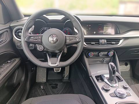 2024 Alfa Romeo Stelvio — sličica 16