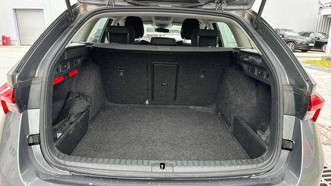 2022 Škoda Octavia Combi — sličica 12