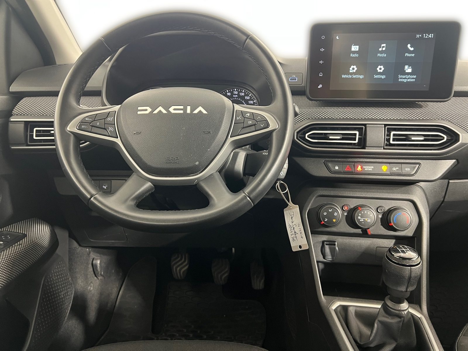 2023 Dacia Sandero — fotografija 14