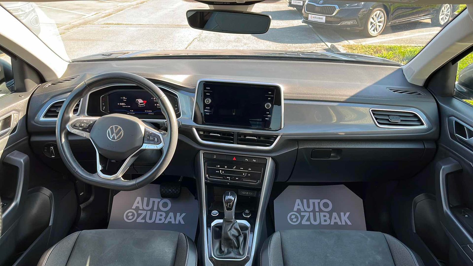 2023 Volkswagen T-Roc — fotografija 11