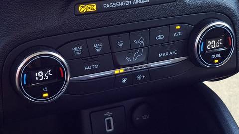 2020 Ford Focus — sličica 13