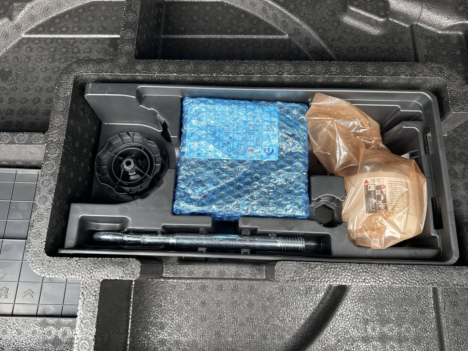 2025 Peugeot 308 — fotografija 19