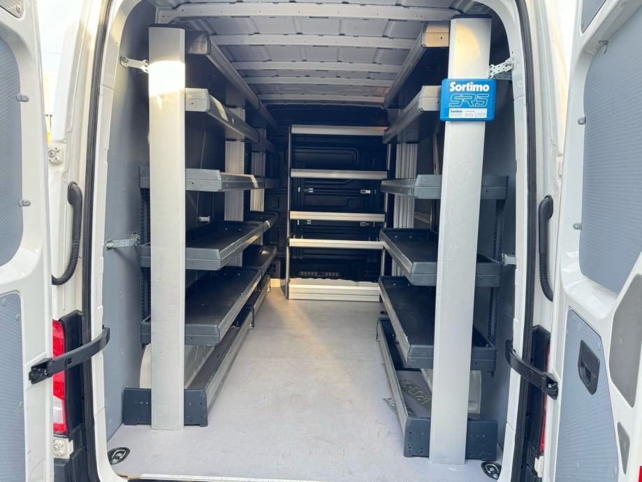 2019 Volkswagen Crafter — fotografija 12