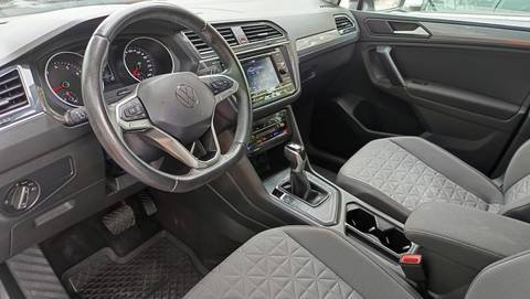 2022 Volkswagen Tiguan — sličica 10