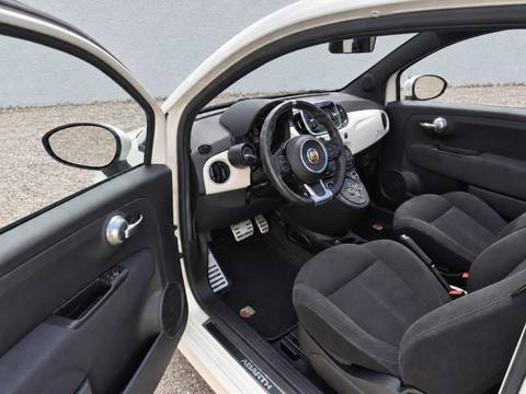 2018 Fiat 500 — sličica 11