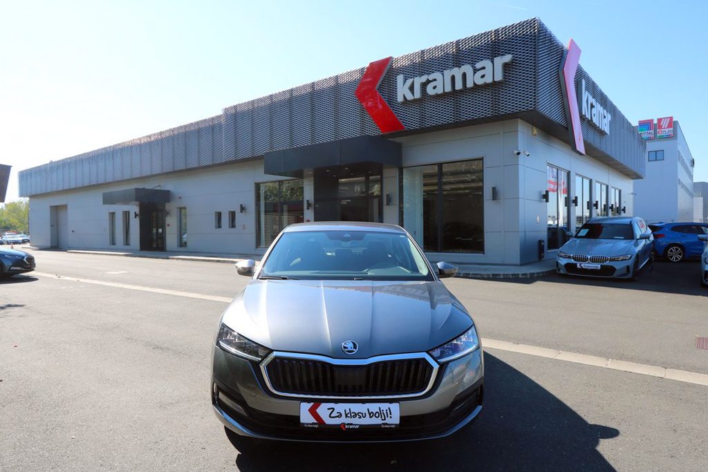 2022 Škoda Octavia — fotografija 4
