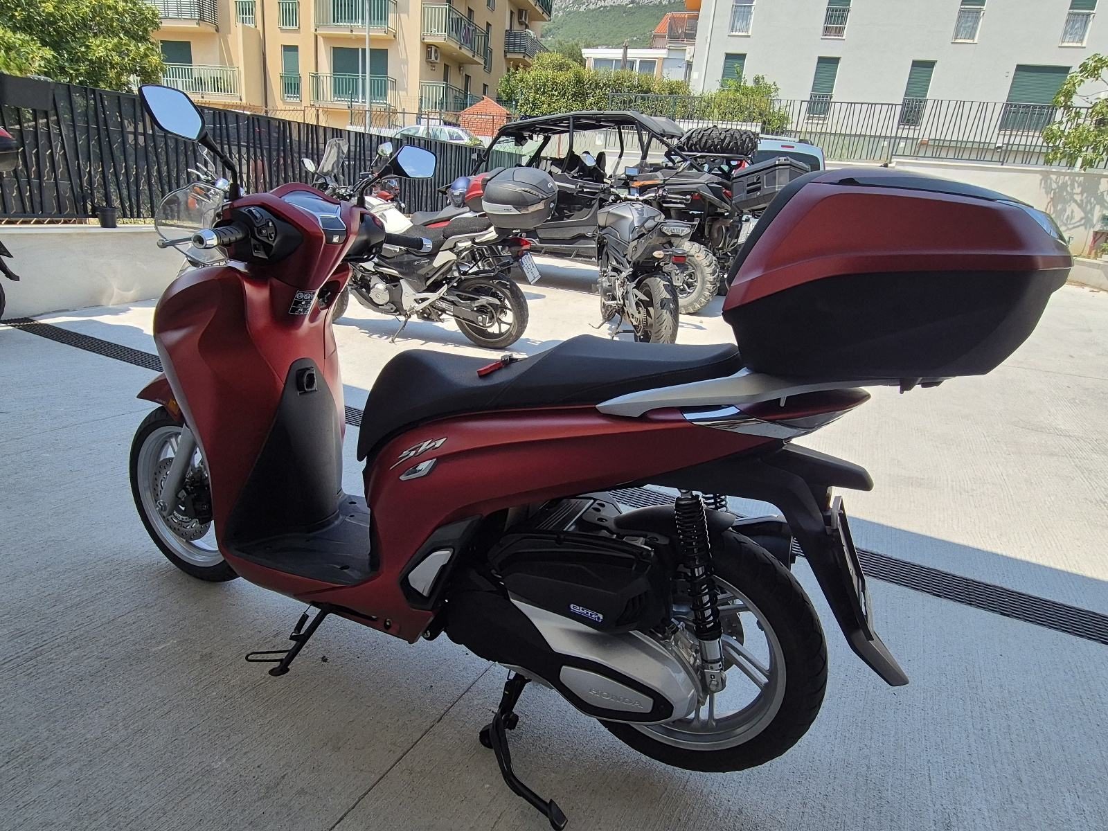 2021 Honda SH350 — fotografija 10