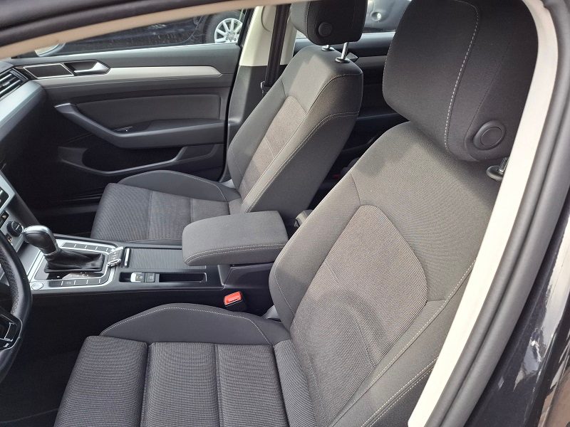 2019 Volkswagen Passat — fotografija 12