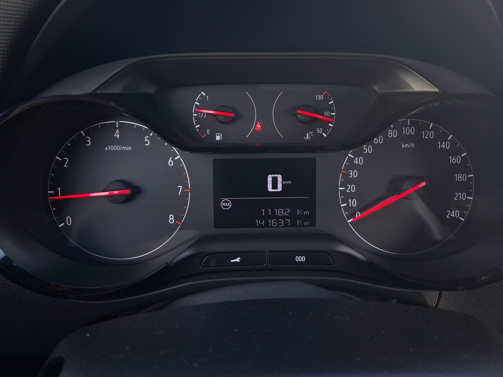 2020 Opel Crossland X — fotografija 11