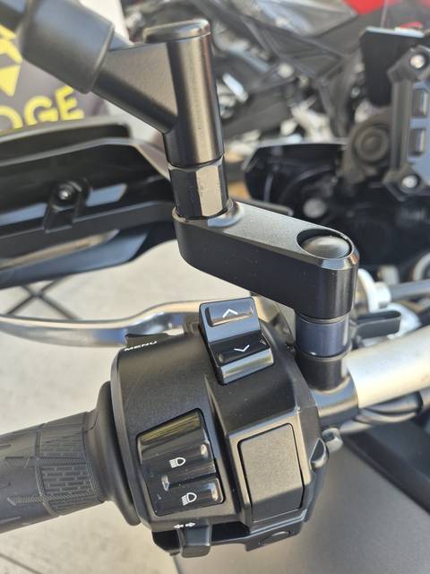 2015 Yamaha Tracer 900 — sličica 18