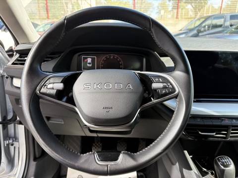 2025 Škoda Octavia — sličica 12