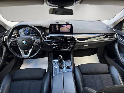 2019 BMW Serija 5 — sličica 13