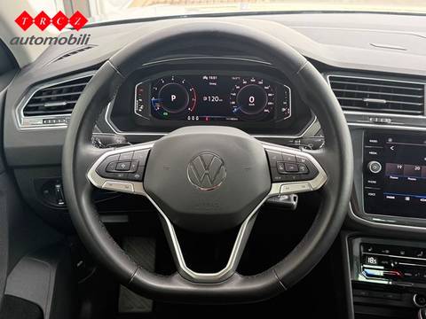 2021 Volkswagen Tiguan — sličica 9