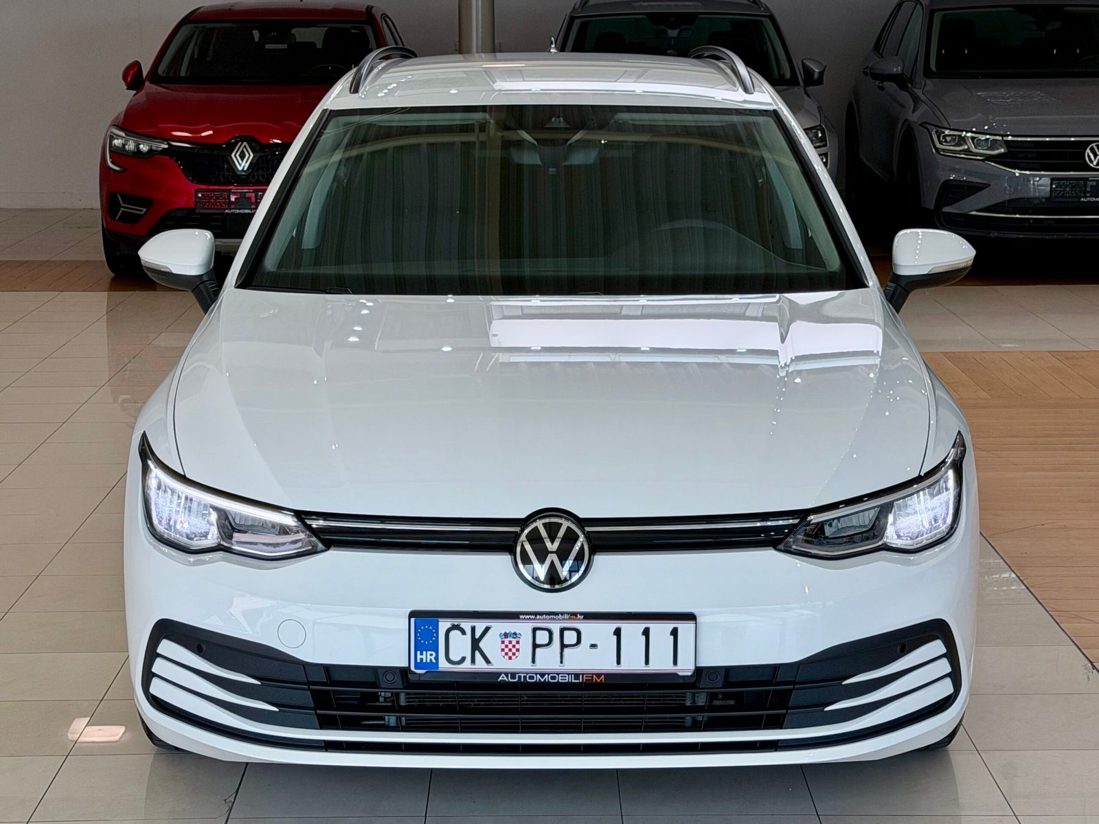 2022 Volkswagen Golf — fotografija 3