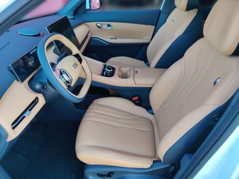 2026 Geely Starray EM-i — sličica 12