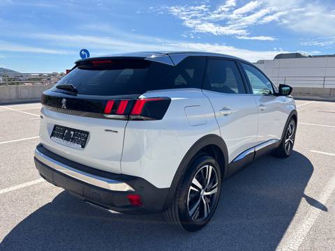 2018 Peugeot 3008 — sličica 13