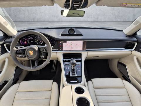 2022 Porsche Panamera — sličica 12