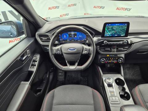 2022 Ford Kuga ST-Line — sličica 17