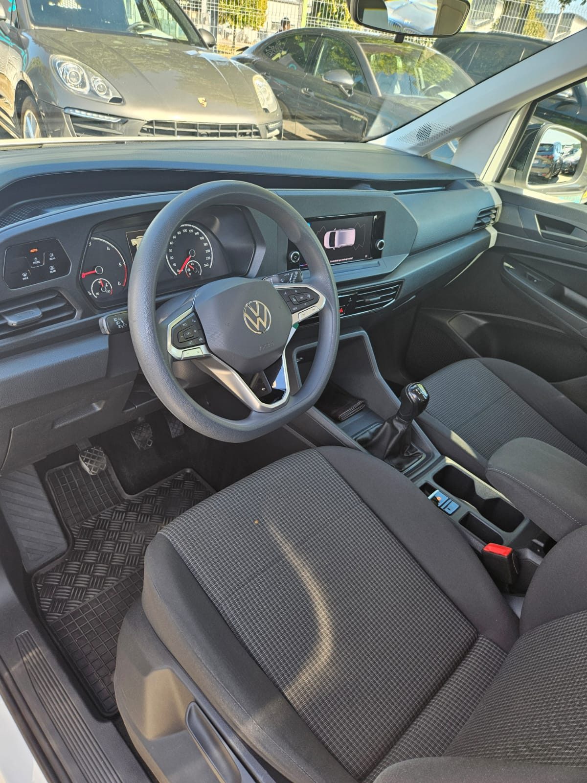 2022 Volkswagen Caddy — fotografija 11