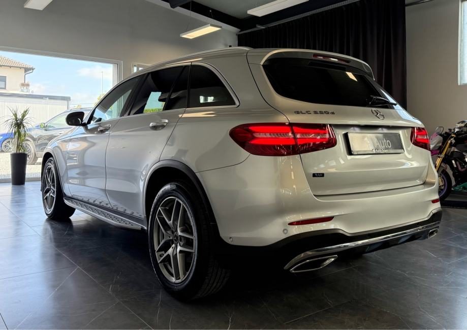 2018 Mercedes-Benz GLC — fotografija 6