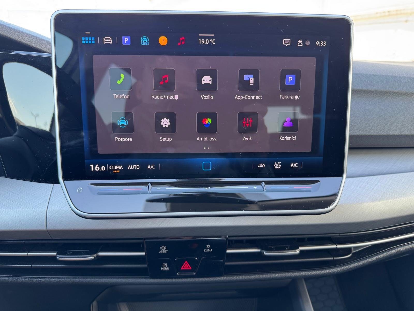 2025 Volkswagen Golf — fotografija 21