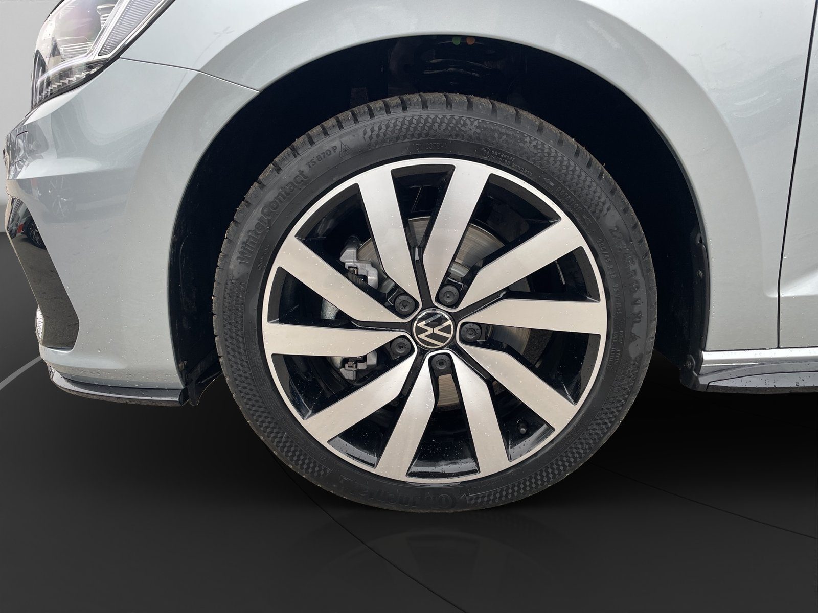 2026 Volkswagen Touran R-Line — fotografija 20