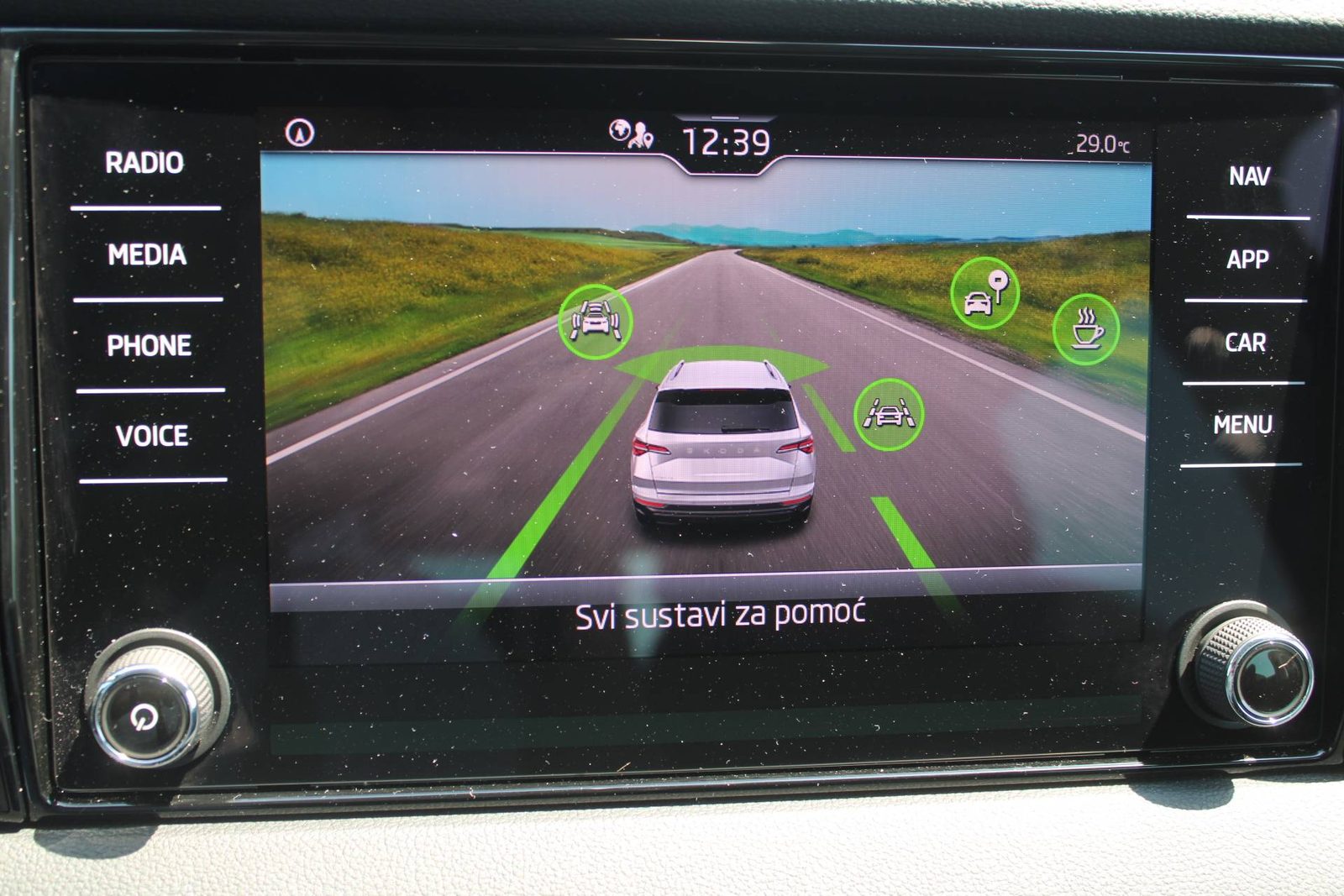2025 Škoda Karoq — fotografija 17