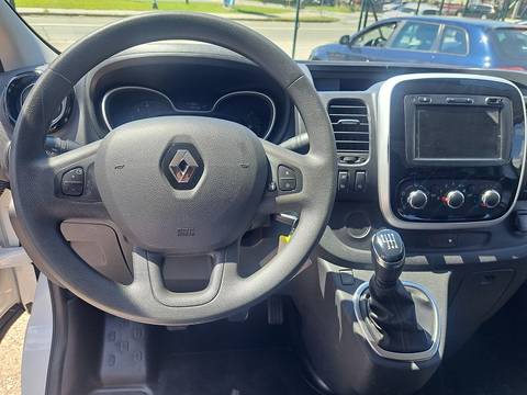 2020 Renault Trafic — sličica 9
