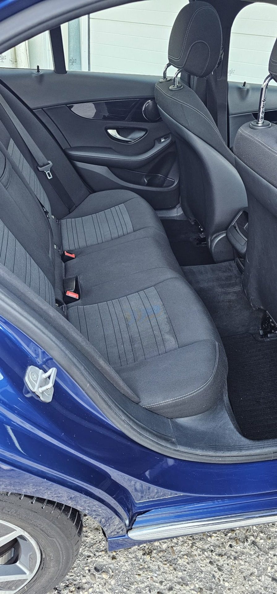 2015 Mercedes-Benz C-Razred — fotografija 15
