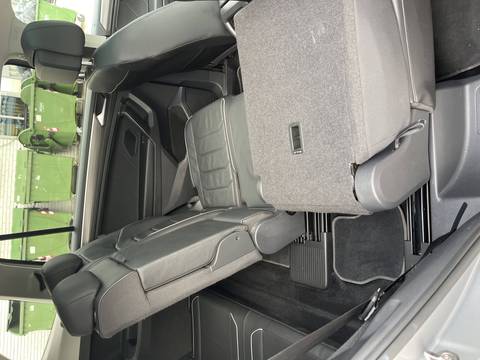 2023 Volkswagen Tiguan Allspace — sličica 28